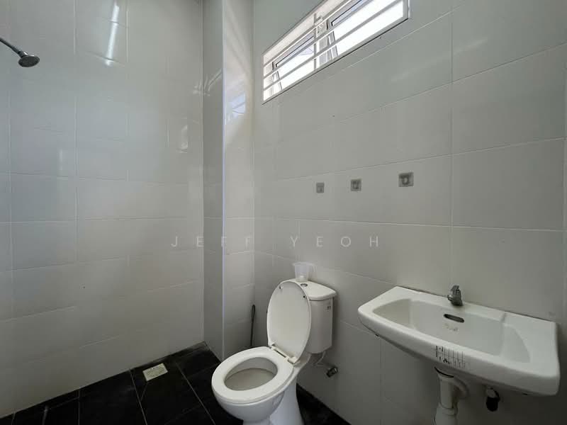 2-storey Terraced House for Sale in Jitra (Kedah) - Jeff Yeoh - Bathroom - PropertyGuru.com.my