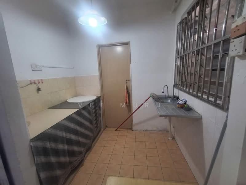 Flat for Rent at Sri Indah - Vee Muru - Kitchen - PropertyGuru.com.my