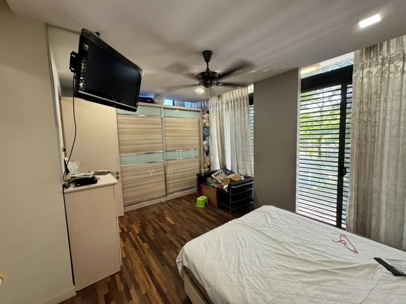 Rumah Teres 3 Tingkat untuk Dijual di Taman Tasik Damai (Sungai Besi) - YP Tan - Bedroom - PropertyGuru.com.my