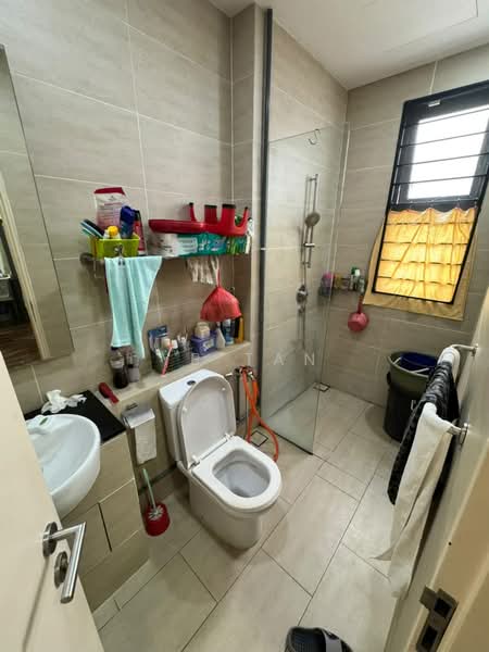 Rumah Teres 3 Tingkat untuk Dijual di Taman Tasik Damai (Sungai Besi) - YP Tan - Bathroom - PropertyGuru.com.my