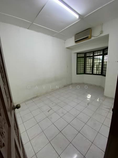 Rumah Teres 1 Tingkat untuk Dijual di Taman Universiti (Sri Gading) - Gavin Soo - Interior - PropertyGuru.com.my