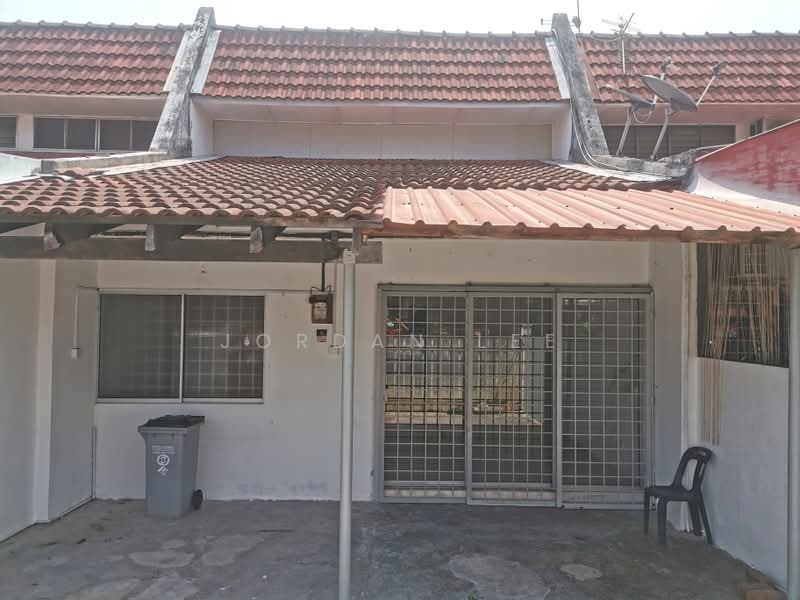 Rumah Teres untuk Disewa di Taman Melaka Jaya (Batu Berendam) - Jordan Lee - Exterior - PropertyGuru.com.my