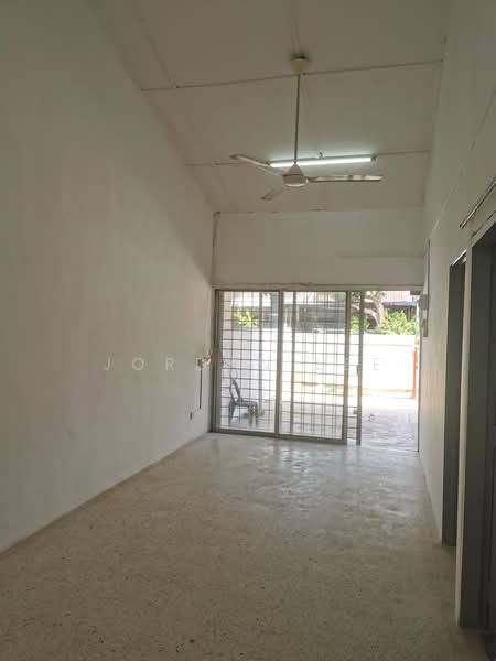 Rumah Teres untuk Disewa di Taman Melaka Jaya (Batu Berendam) - Jordan Lee - Interior - PropertyGuru.com.my