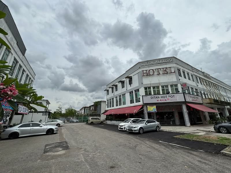 Shop for Rent in Taman Mount Austin (Tebrau) - Sheng Cheng Tiew - Exterior - PropertyGuru.com.my