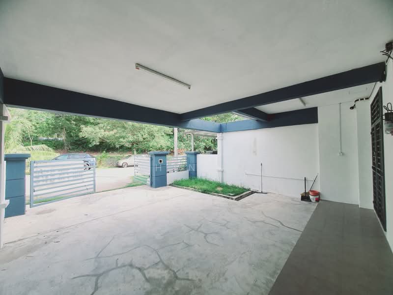 Rumah Teres 2 Tingkat untuk Disewa di Taman Sutera Wangi (Batu Berendam) - CHIN FN - Exterior - PropertyGuru.com.my