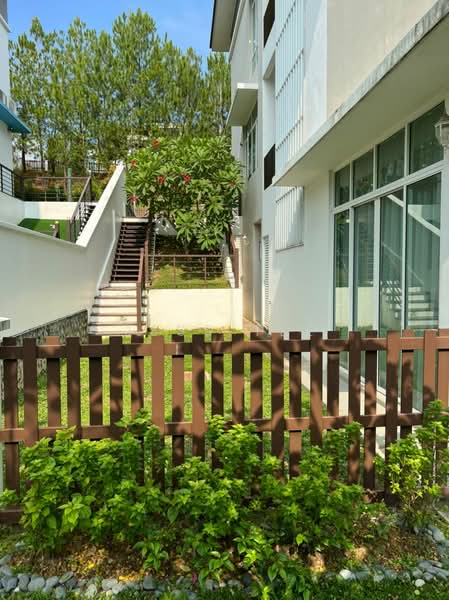 Rumah Berkembar untuk Dijual di Setia Eco Park (Setia Alam) - Jess Tee - Exterior - PropertyGuru.com.my