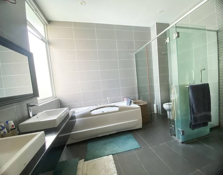 Rumah Berkembar untuk Dijual di Setia Eco Park (Setia Alam) - Jess Tee - Bathroom - PropertyGuru.com.my