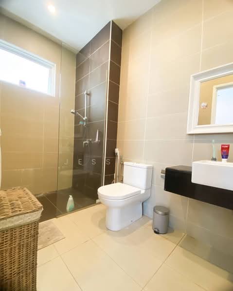 Rumah Berkembar untuk Dijual di Setia Eco Park (Setia Alam) - Jess Tee - Bathroom - PropertyGuru.com.my