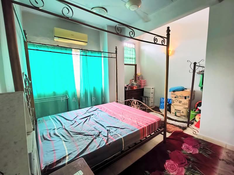 2-storey Terraced House for Sale in Bukit Jelutong (Shah Alam) - Hairi Halim - PropertyGuru.com.my