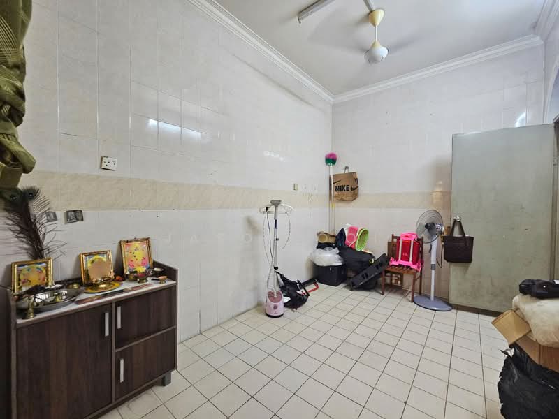 2-storey Terraced House for Sale in Taman Desa Melati (Nilai) - Jason Ooi - Interior - PropertyGuru.com.my