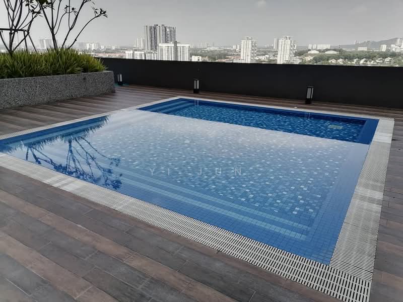 Servis Apartment untuk Disewa di Amani Residence - Yi Jun - Pool - PropertyGuru.com.my