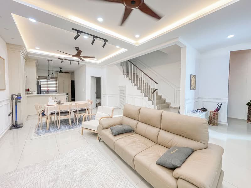2-storey Terraced House for Sale in Semenyih (Selangor) - Izzat Zamros - PropertyGuru.com.my