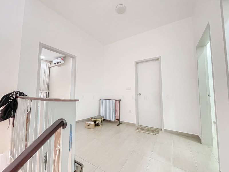 2-storey Terraced House for Sale in Semenyih (Selangor) - Izzat Zamros - PropertyGuru.com.my