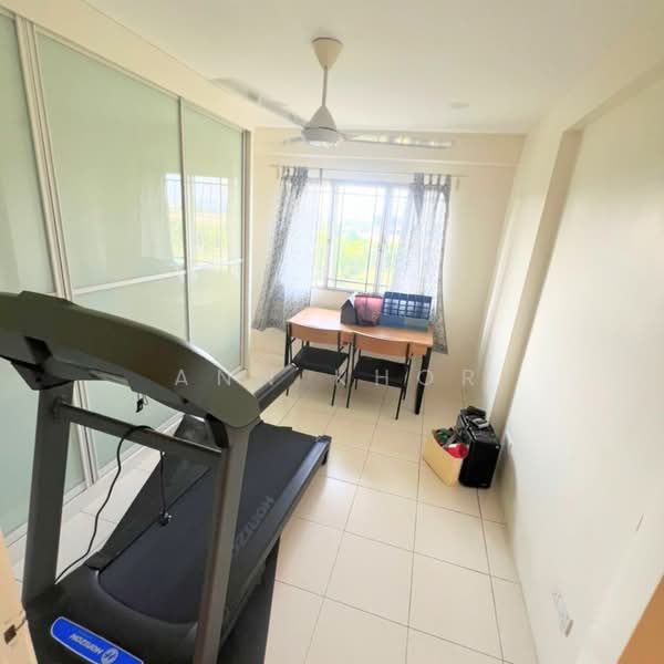 Pangsapuri untuk Disewa di Pangsapuri Suria 1 Batu Kawan - Ann Khor - Study - PropertyGuru.com.my