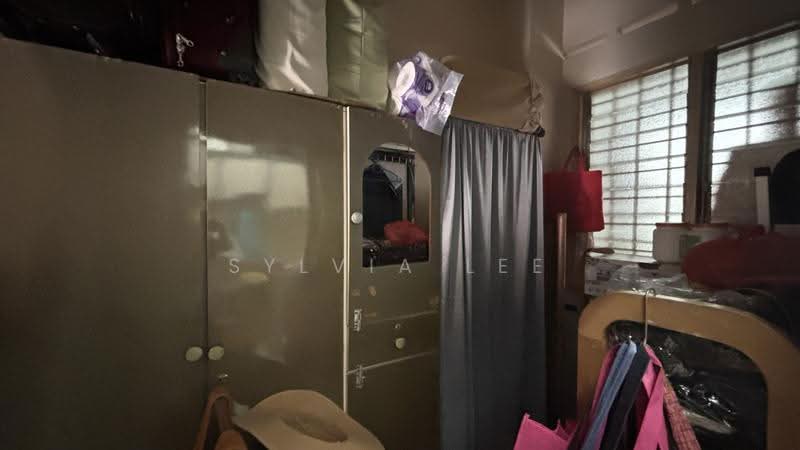 Small room (Ground Floor)