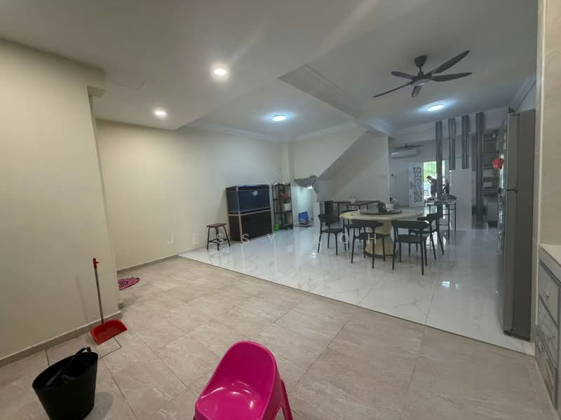 Rumah Teres 2 Tingkat untuk Disewa di Bukit Indah 2 (Iskandar Puteri (Nusajaya)) - Jessy Koh - Living Room - PropertyGuru.com.my