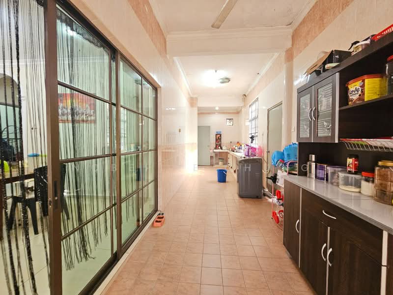 2-storey Terraced House for Sale in Bandar Baru Nilai (Nilai) - Nobeille Chung - Kitchen - PropertyGuru.com.my