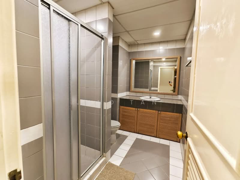 Condominium for Rent at Riverbank Suites - Jeno Tan - Bathroom - PropertyGuru.com.my