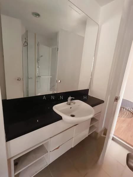 3-storey Terraced House for Sale in Lake Fields (Sungai Besi) - Anna H - Bathroom - PropertyGuru.com.my