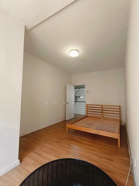 3-storey Terraced House for Sale in Lake Fields (Sungai Besi) - Anna H - Bedroom - PropertyGuru.com.my