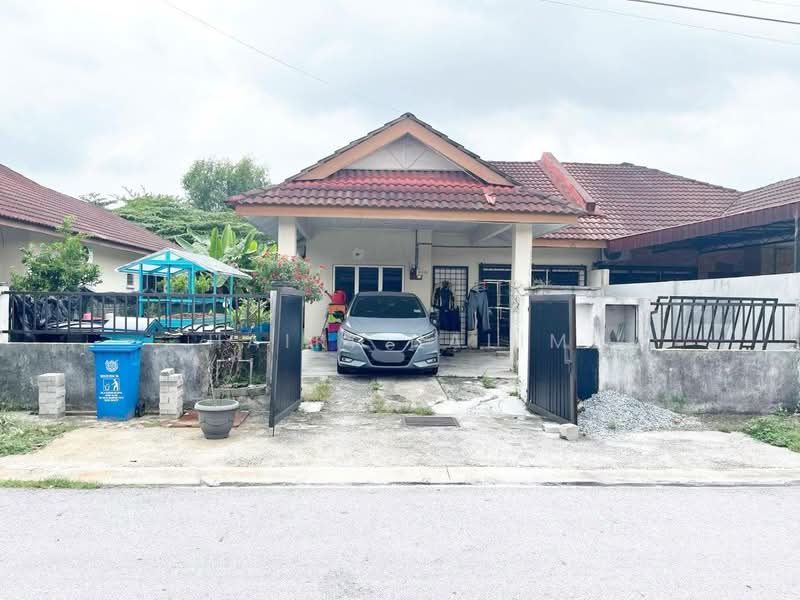 Rumah Berkembar untuk Dijual di Seksyen 29 (Shah Alam) - Hairi Halim - PropertyGuru.com.my