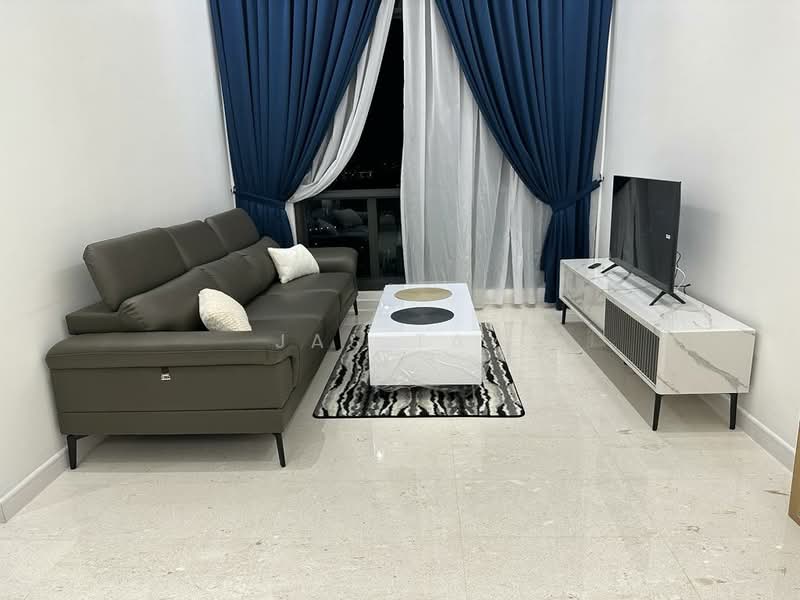 Servis Apartment untuk Disewa di Setia Sky 88 - Jas Tay - Living Room - PropertyGuru.com.my