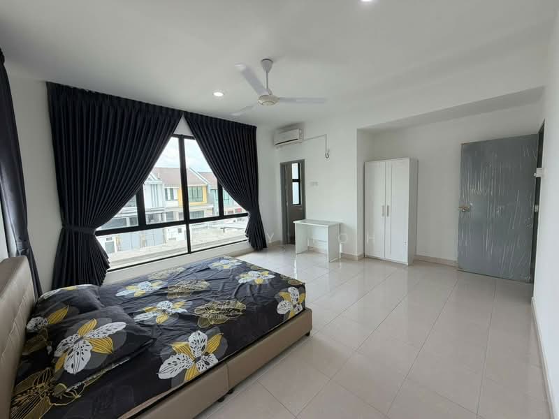 2-storey Terraced House for Rent in Taman Austin Duta (Tebrau) - Jessy Koh - Bedroom - PropertyGuru.com.my