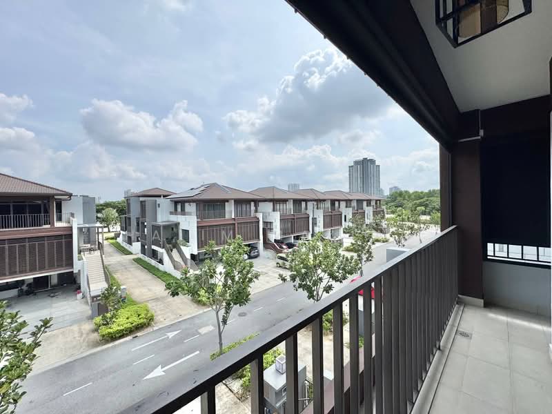 3-storey Terraced House for Sale in Cyberjaya (Selangor) - Halim Mazlan - Balcony - PropertyGuru.com.my