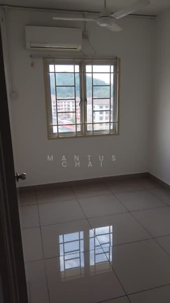 Apartment for Sale at Pangsapuri Bayu Suria (Summerfields Apartments) - Mantus Chai - PropertyGuru.com.my