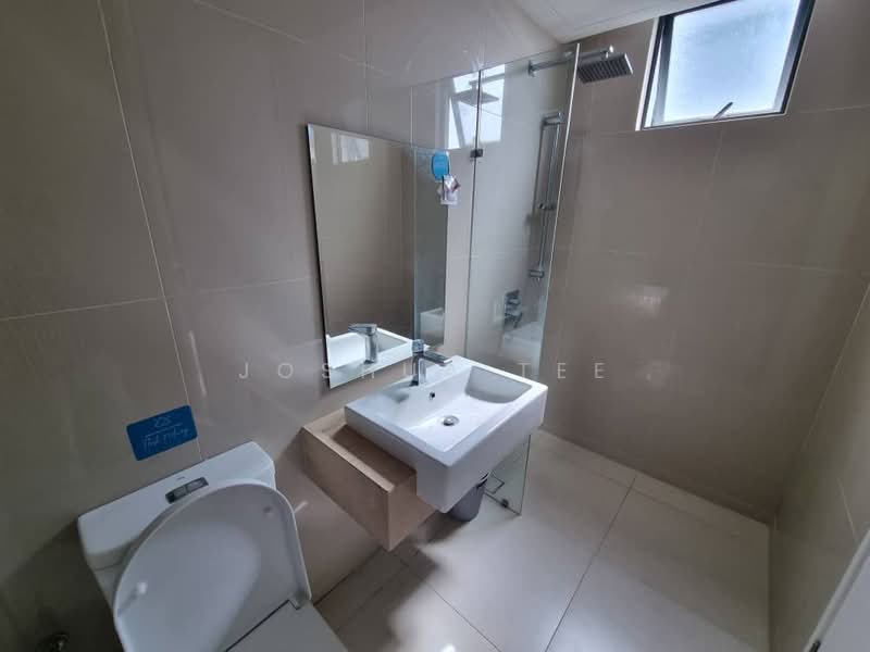 Servis Apartment untuk Dijual di United Point (Residensi Berpadu) - Joshua Tee - Bathroom - PropertyGuru.com.my