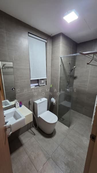 Servis Apartment untuk Disewa di Citizen @ Old Klang Road - Charmaine Wong - Bathroom - PropertyGuru.com.my