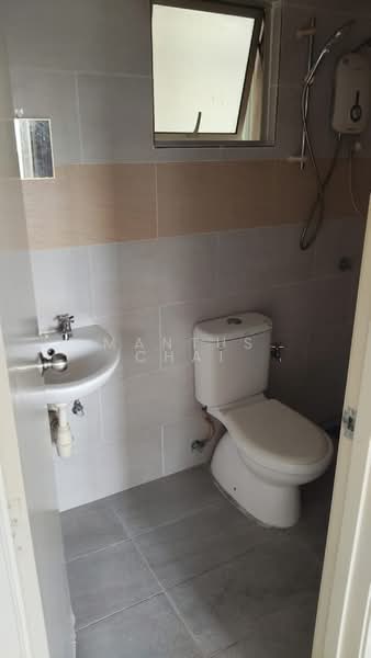 Apartment for Rent at Pangsapuri Bayu Suria (Summerfields Apartments) - Mantus Chai - PropertyGuru.com.my