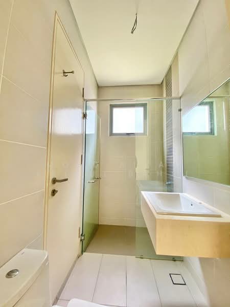 Semi-Detached House for Sale in Denai Alam (Shah Alam) - Mohd Aizat Saiful Bahri - Bathroom - PropertyGuru.com.my