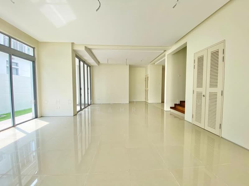 Semi-Detached House for Sale in Denai Alam (Shah Alam) - Mohd Aizat Saiful Bahri - Living Room - PropertyGuru.com.my