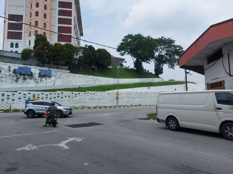 Factory for Rent in Bercham (Ipoh) - Qazin Khoo - Exterior - PropertyGuru.com.my