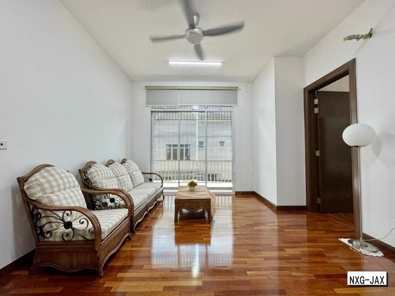 Semi-Detached House for Rent in Setia Alam (Selangor) - Cassey Lim - Living Room - PropertyGuru.com.my