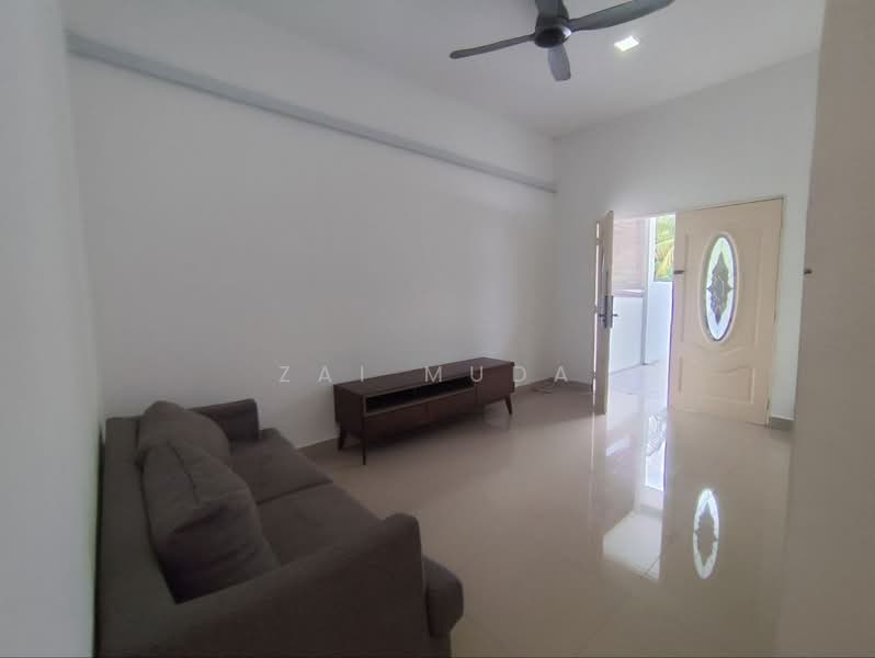 1-storey Terraced House for Rent in Taman Indah Klia (Sepang) - Zai Muda - PropertyGuru.com.my