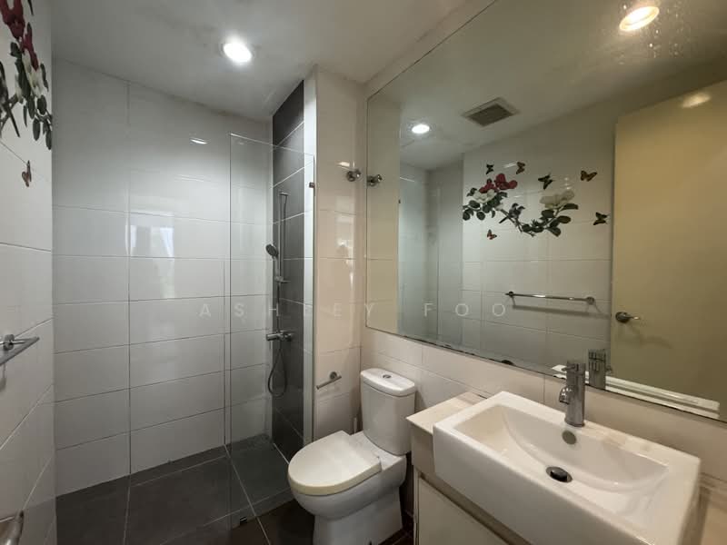 Kondominium untuk Dijual di Suasana Bangsar - Ashley Foo - 2nd Bedroom's Ensuite Bathroom - PropertyGuru.com.my