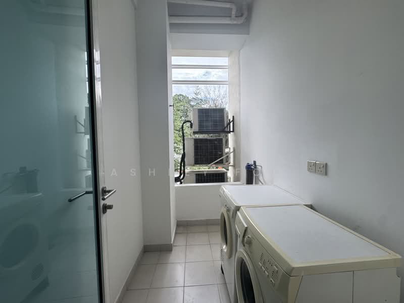 Kondominium untuk Dijual di Suasana Bangsar - Ashley Foo - Yard Area - PropertyGuru.com.my
