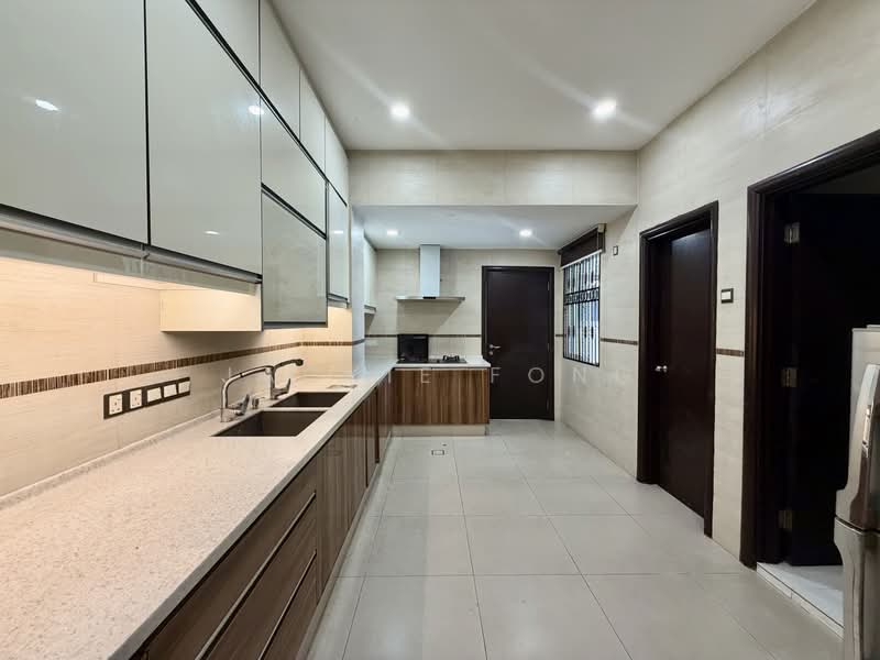 Semi-Detached House for Sale in Damansara Legenda (Petaling Jaya) - Jackie Fong - Kitchen - PropertyGuru.com.my