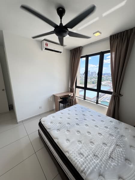 Service Residence for Sale at Kenwingston Skylofts - Benz Viva - Bedroom - PropertyGuru.com.my