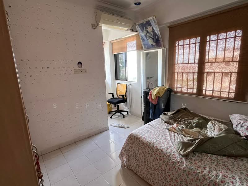 Kondominium untuk Dijual di Taman Desa Relau 2 - Stephanie Lim - Bedroom - PropertyGuru.com.my