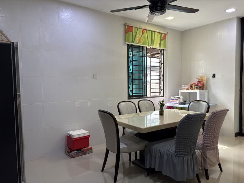 Rumah Berkembar untuk Dijual di Bandar Sungai Long (Selangor) - CK Chong - Dining Room - PropertyGuru.com.my