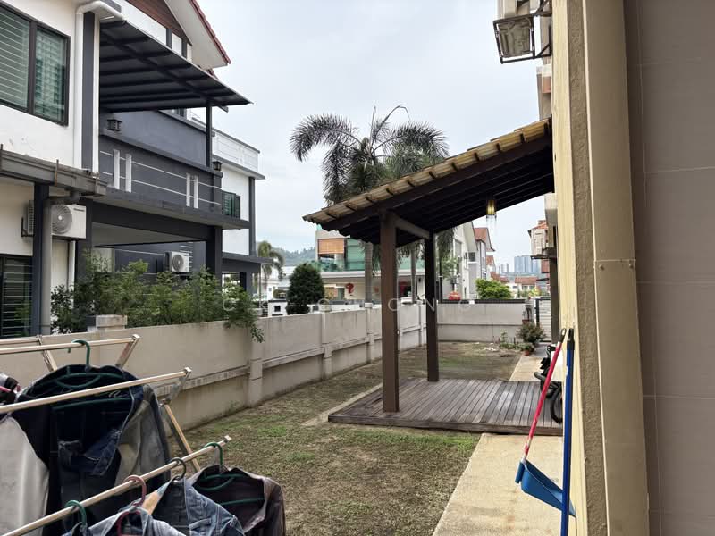 Rumah Berkembar untuk Dijual di Bandar Sungai Long (Selangor) - CK Chong - Exterior - PropertyGuru.com.my