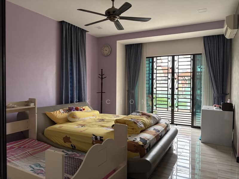 Rumah Berkembar untuk Dijual di Bandar Sungai Long (Selangor) - CK Chong - Bedroom - PropertyGuru.com.my