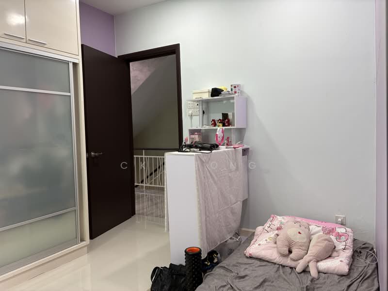 Rumah Berkembar untuk Dijual di Bandar Sungai Long (Selangor) - CK Chong - Bedroom - PropertyGuru.com.my