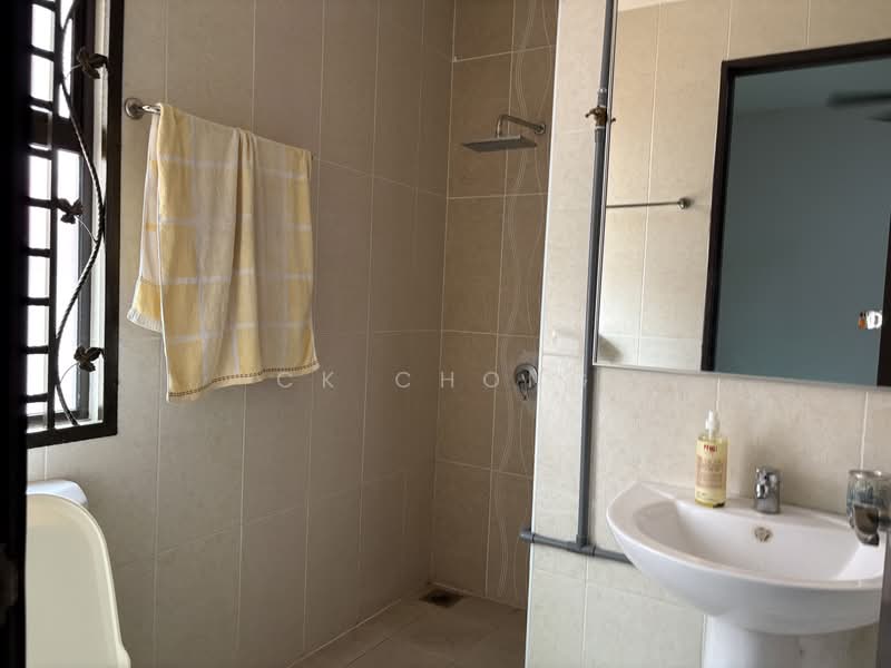 Rumah Berkembar untuk Dijual di Bandar Sungai Long (Selangor) - CK Chong - Bathroom - PropertyGuru.com.my