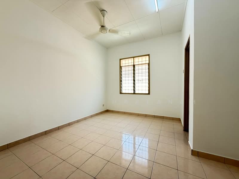 2-storey Terraced House for Sale in Alam Suria (Puncak Alam) - Syukor Hartanah - Interior - PropertyGuru.com.my