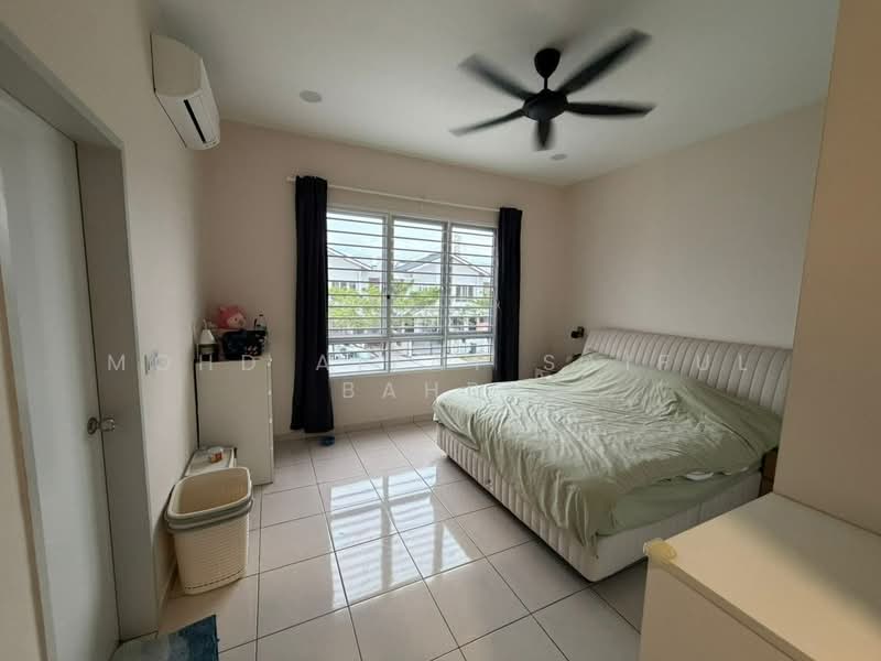 2-storey Terraced House for Sale in Semenyih (Selangor) - Mohd Aizat Saiful Bahri - Bedroom - PropertyGuru.com.my