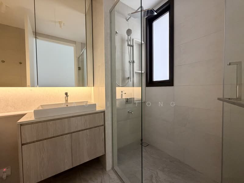 Kediaman Servis untuk Dijual di Jendela Residences - Jackie Fong - Bathroom - PropertyGuru.com.my